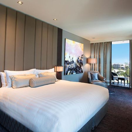 The Beetson Hotel Brisbane Exterior photo A bedroom at the hotel