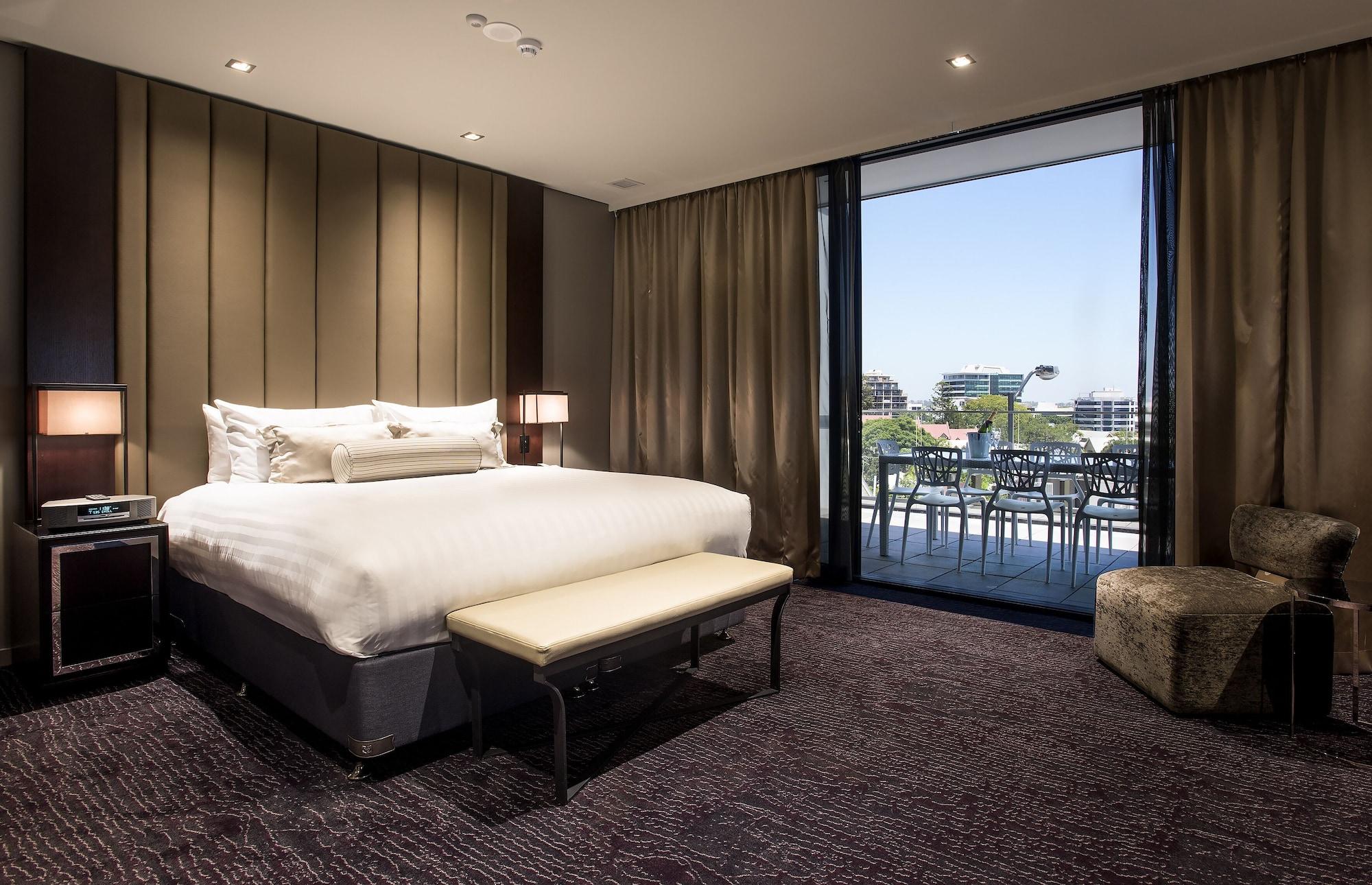 The Beetson Hotel Brisbane Exterior photo A bedroom at the hotel