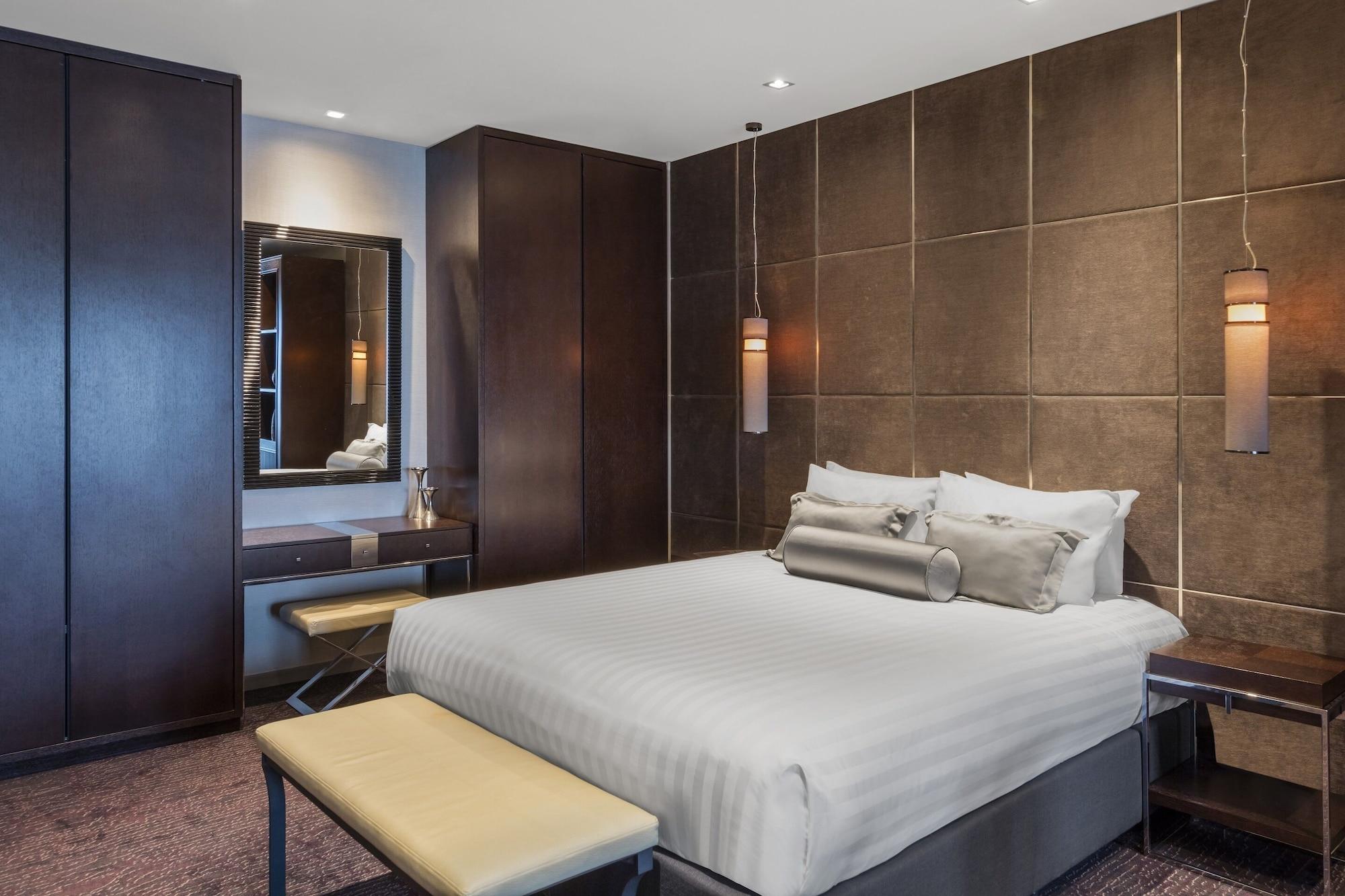 The Beetson Hotel Brisbane Exterior photo A bedroom in the hotel