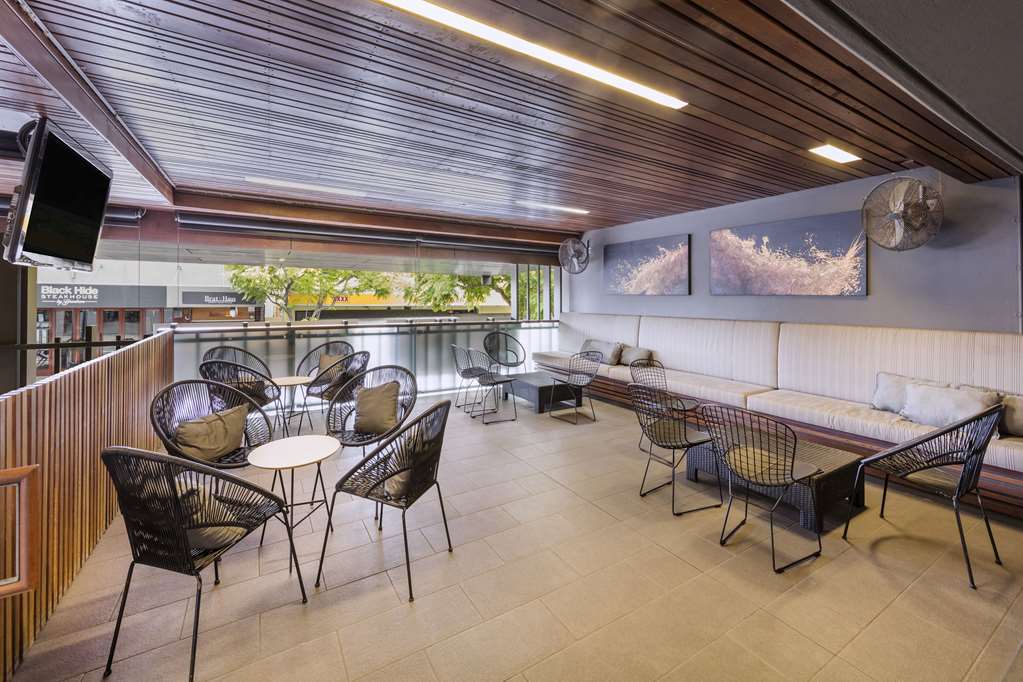The Beetson Hotel Brisbane Restaurant photo The interior of the lounge